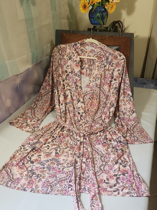 Johnny Was Other - Johnny Was Pink Floral Robe size Large